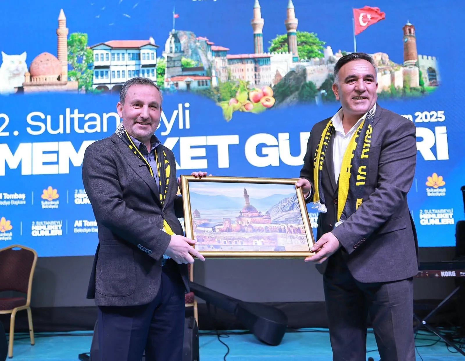 Sultanbeyli’de Ağrılılar Günü Coşkuyla Kutlandı