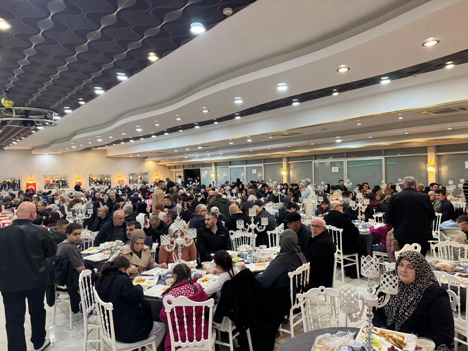 Sultanbeyli’de Salıpazarılılar Tek Yürek: 14. Geleneksel İftarda Güçlü Birlik Ve Kardeşlik Mesajı